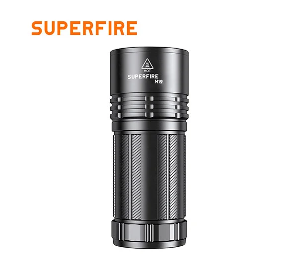 SUPERFIRE M19 Zoomable Long Range Flashlight